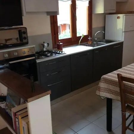 Ampio Trilocale Climatizzato In Villaggio Con Piscina Estiva 400m Dal Mare In Gallura Aglientu