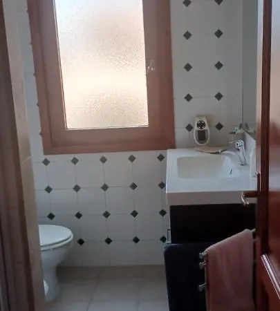 Ampio Trilocale Climatizzato In Villaggio Con Piscina Estiva 400m Dal Mare In Gallura Aglientu