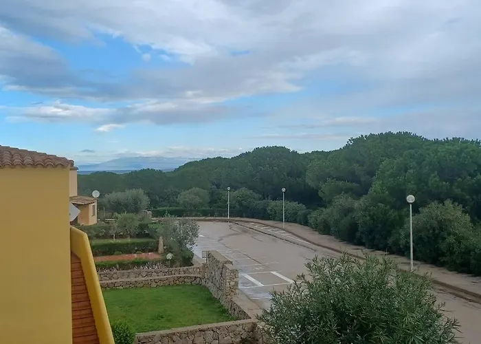 Ampio Trilocale Climatizzato In Villaggio Con Piscina Estiva 400m Dal Mare In Gallura * Aglientu