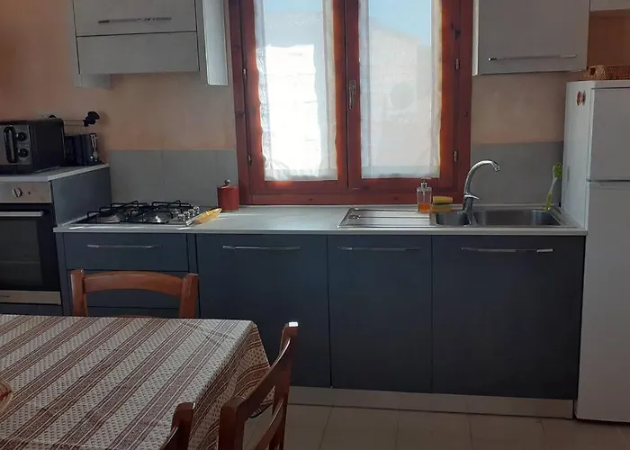 Ampio Trilocale Climatizzato In Villaggio Con Piscina Estiva 400m Dal Mare In Gallura Casa vacanze Aglientu
