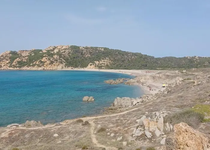 Semesterbostad Ampio Trilocale Climatizzato In Villaggio Con Piscina Estiva 400m Dal Mare In Gallura Aglientu